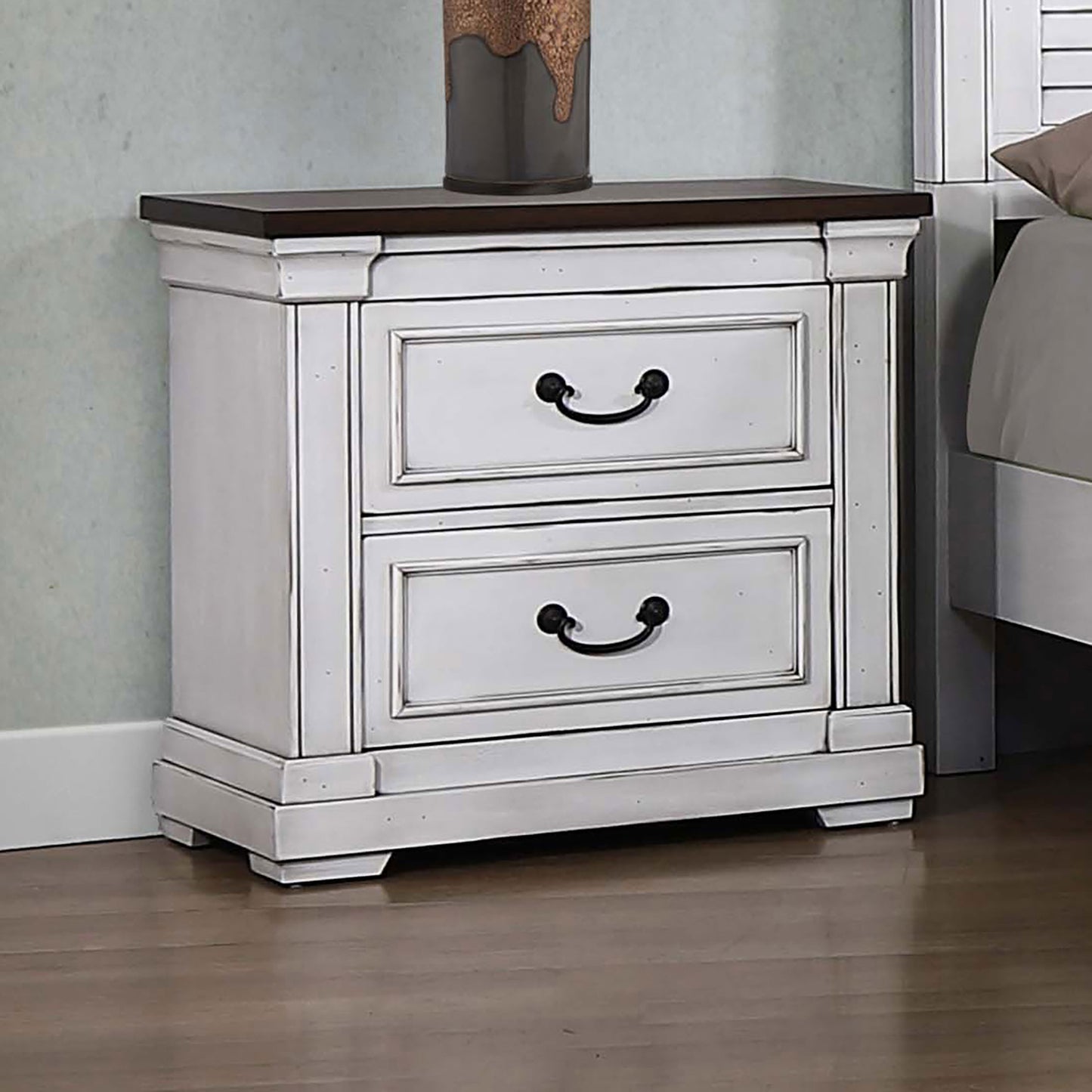 Hillcrest 2-drawer Nightstand Distressed White