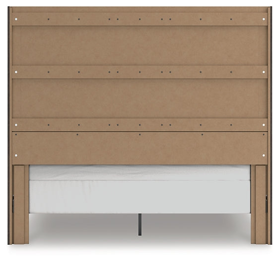 Fraluna King Panel Bed